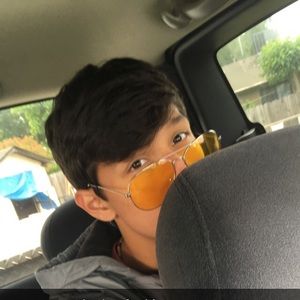 Meet your Posher, Zane